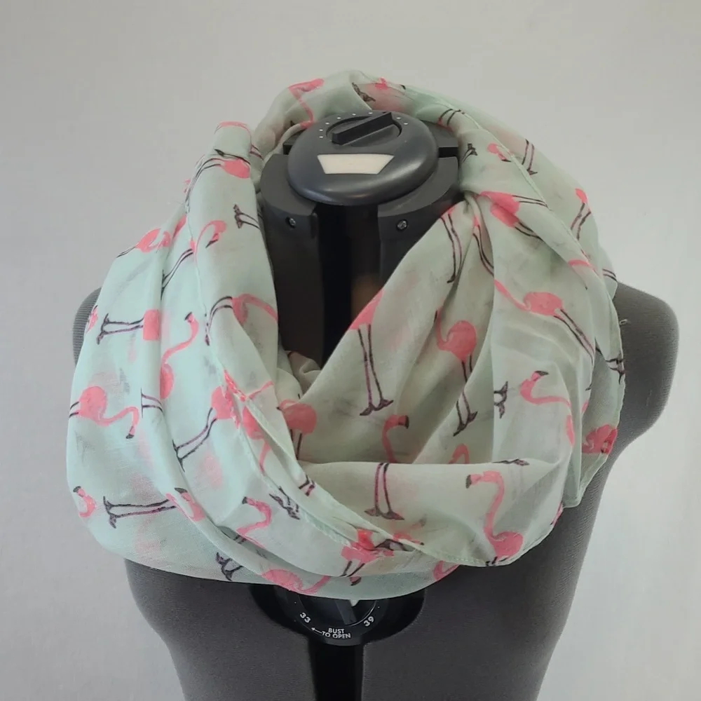 Lot of 9 infinity scarves including Halloween ๐ Christmas ๐ and more! - Picture 14 of 16